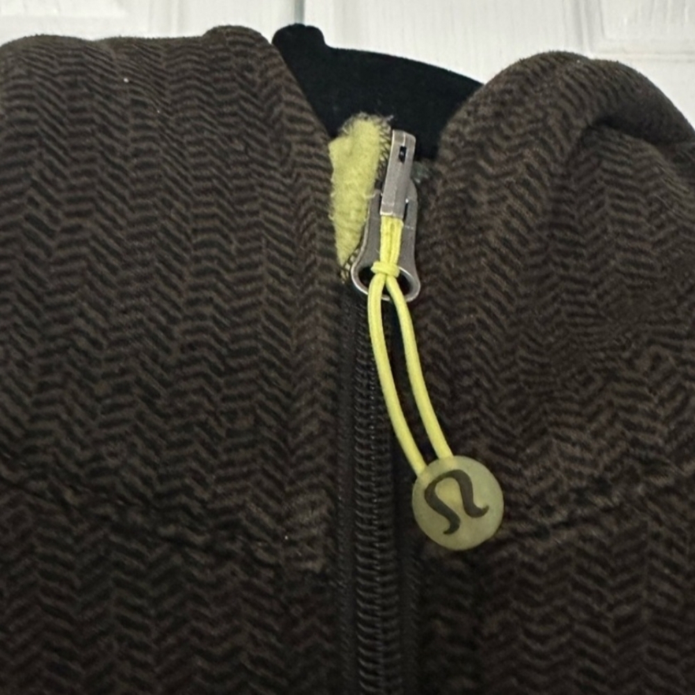 🔥 Lululemon Scuba Hoodie – Green - Picture 5 of 6